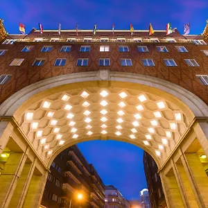 4* Szálloda Arcadia